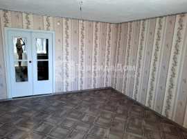 Продам 3-х комнатную квартиру 71 кв.м, 1 этаж 
2 этажного дома, ул....