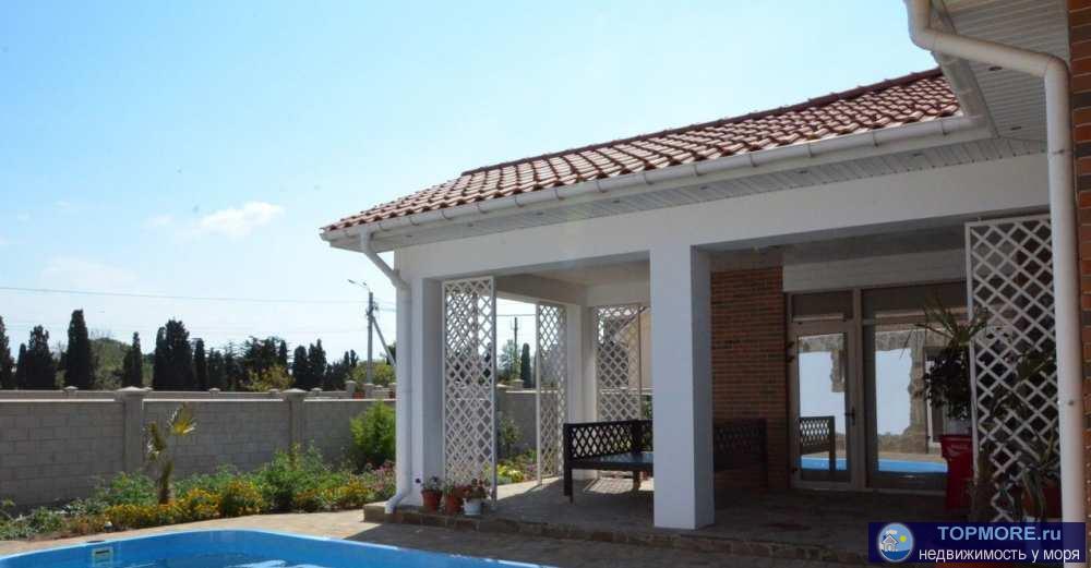 Продается новый, одноэтажный дом 205 м2 с гостевым домом 98 м2 ПОД КЛЮЧ. Домовладение общей площадью 303 м2... - 1