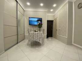 Квартира с шикарным видом на город и море. Краски заката подарят...