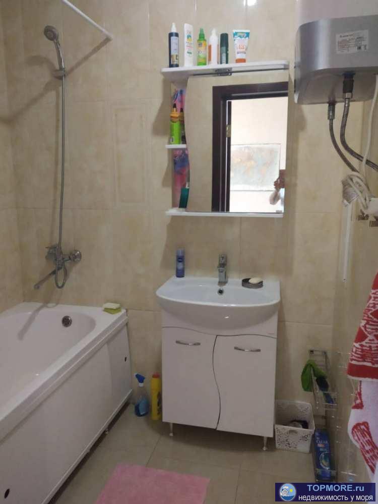 Продам квартиру в престижном районе Сочи на улице Виноградная.Распланирована в две комнаты и огромную... - 2