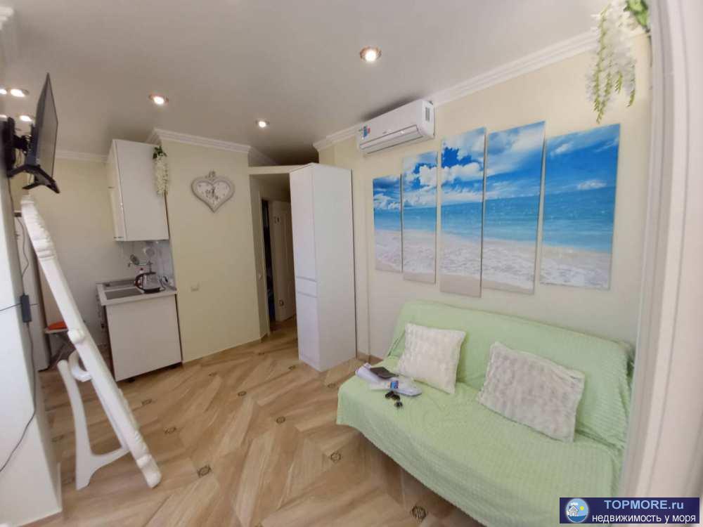  Продается квартира рядом с морем (300 метров) в самом центре Курортного городка!Площадь квартиры 30м2, в которые...