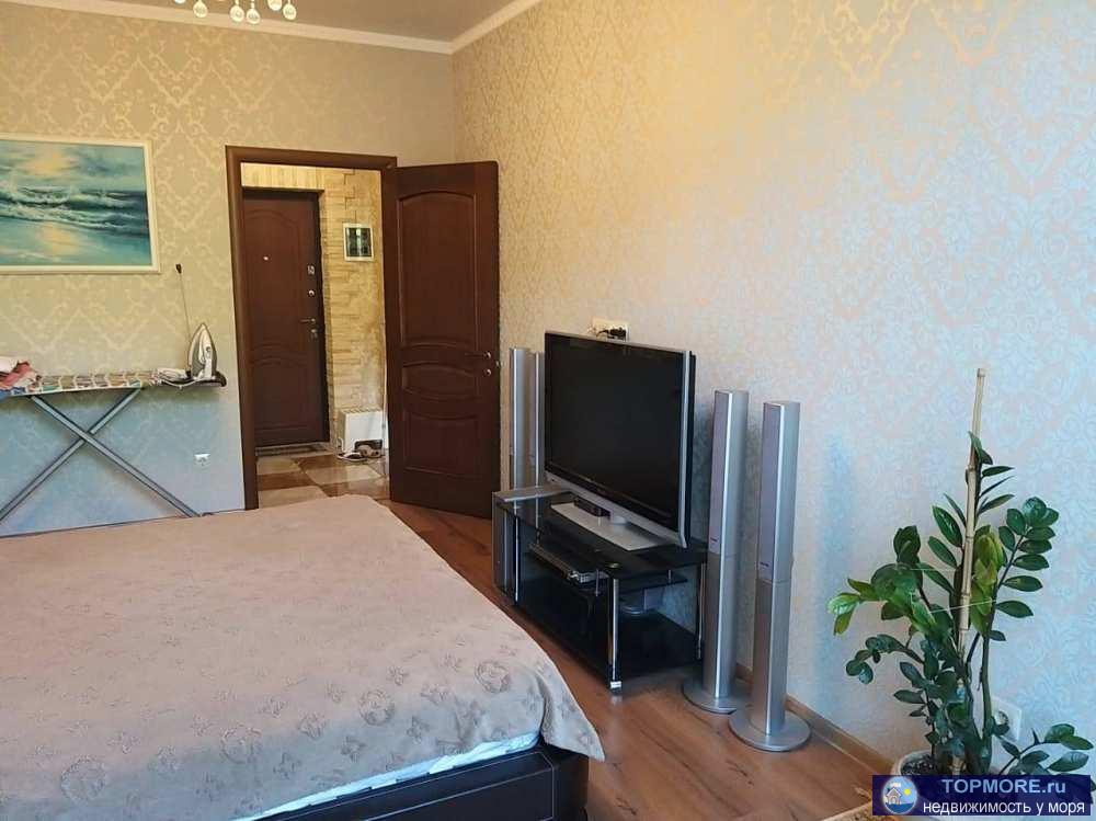 Продается 1,5 комнатная квартира с ремонтом, мебелью и техникой в доме комфорт- класса.Отдельная спальня и... - 2