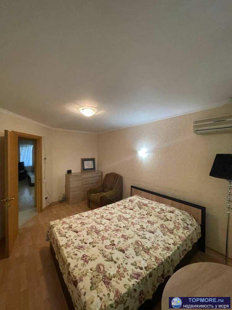 Продаю квартиру в центре города-курорта Сочи. Квартира не требует вложении. Все достопримечательности в шаговой... - 1