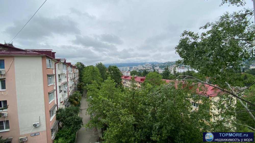 Продается квартира, в самом центре, города Сочи1 Площадь 36 кв. м. ,46 этаж. Квартира с жилым ремонтом, в доме газ,... - 2