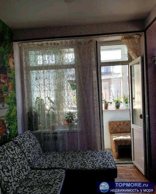 Вашему вниманию предлагаем шикарную квартиру возле моря!  До моря 10 мин. пешком ! Магазины,аптеки ,общественный...