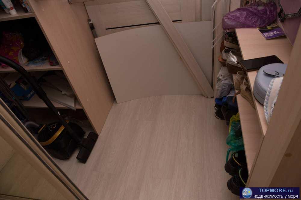 Продам просторную 1комнатную квартиру с жилой лоджией, в замечательном жилом комплексе Голден Сити.  Квартира с... - 2