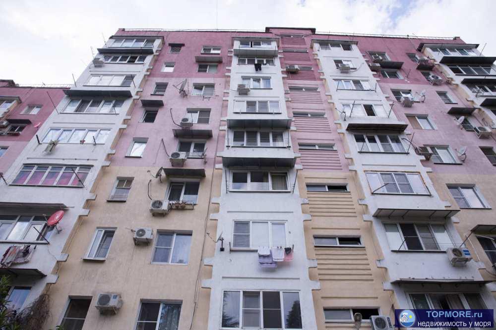 Лот № 147700. Продается восхитительная двухкомнатная квартира с новым дизайнерским ремонтом.   Дом расположен в...