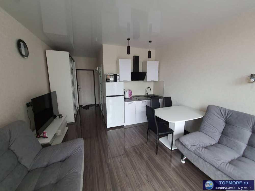 Лот № 147831. Продаётся однокомнатная квартира площадью 28 м² с видом на море, город и горы.  Дом новый, тёплый, с... - 2