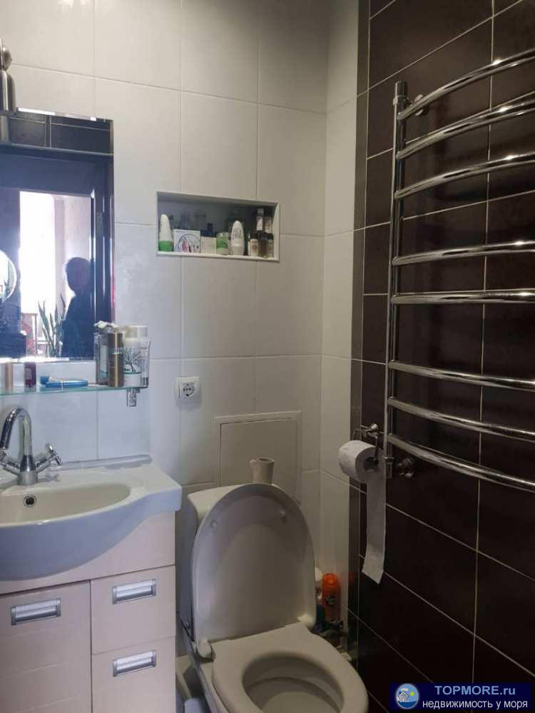 Продается квартира в развитом курортном микрорайоне, шаговая доступность к морю.  Оперативный показ. Звоните...