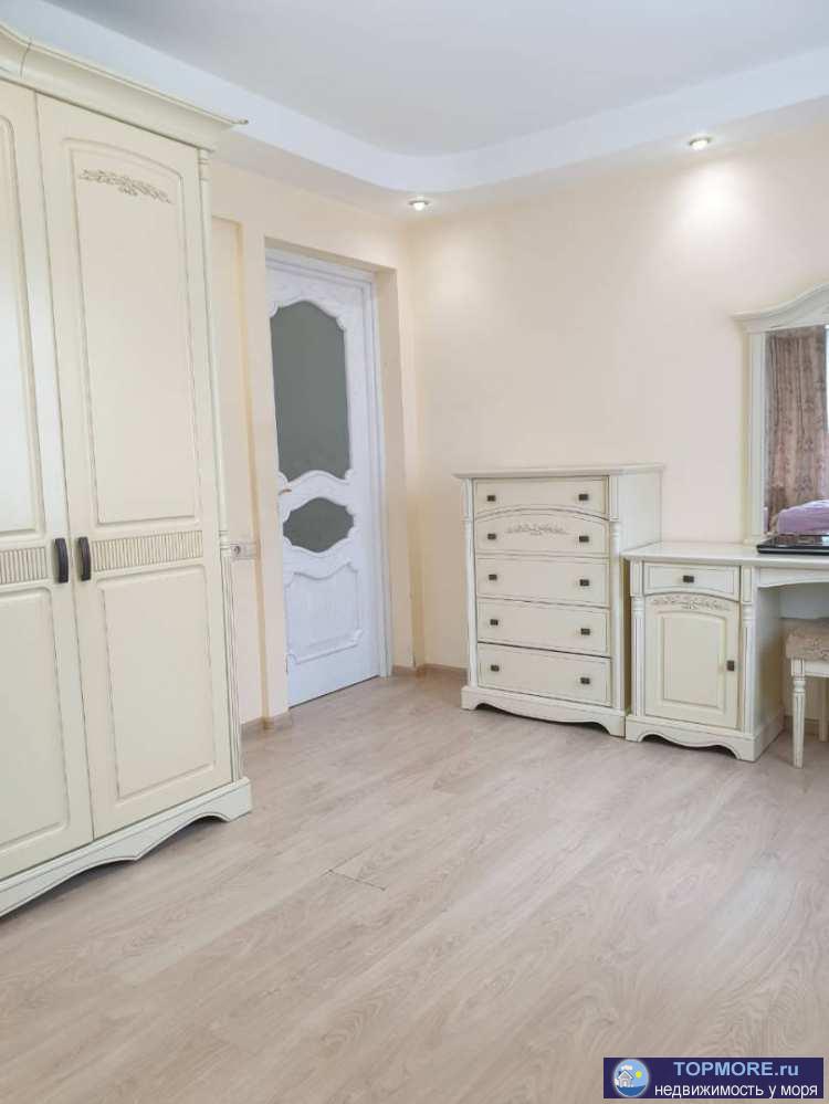 Продаю 2-комнатную квартиру в самом центре города Сочи! Cтатус-квартира.До моря 3-5 минут пешком!Подходит как для... - 2