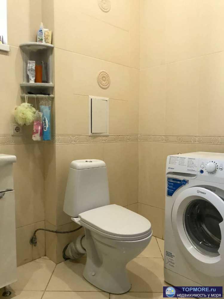 Продам отличную двухкомнатную квартиру в Адлере. В квартире сделан качественный ремонт, есть&nbsp; вся мебель техник....