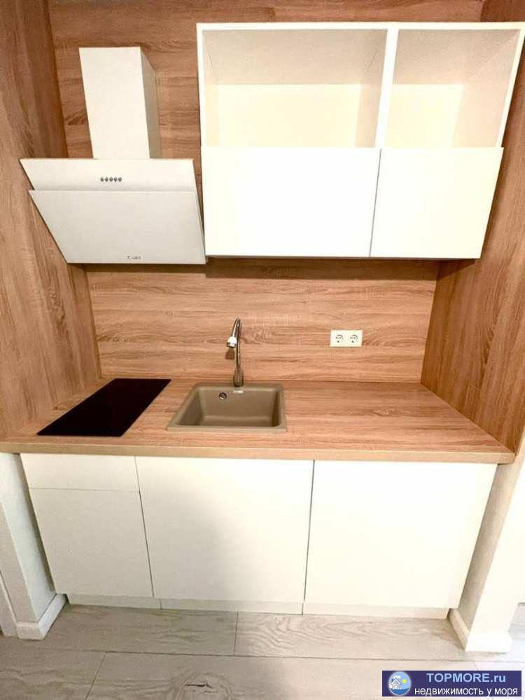  Квартира студия в центре Адлера с новым современным ремонтом. Никто не прописан, документы готовы к сделке.  - 2