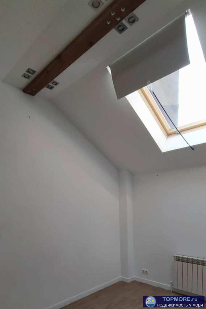 Продам двухуровневую квартиру на Соболевке на улице Пятигорская.Первый уровень 24 кв м ,17 кв м.На первом уровне... - 1