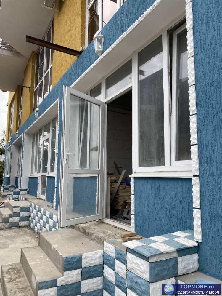 Лот № 148927. Апартамент с собственным входом!  Шикарный вид на горы.  Отделка черновая, все имеющиеся коммуникации... - 2