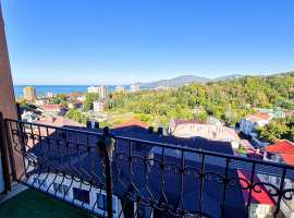   Срочно продаю квартиру! Все как на фото. Есть отдельная кухня и...