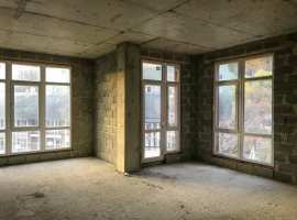 Продаётся квартира в 4-х этажном доме с балконом, удобной...