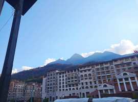 В самом центре курортной жизни! самый центр красной поляны. очень...