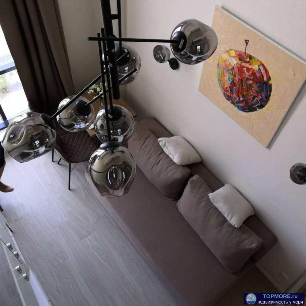 В продаже 2-уровневая квартира с стильным ремонтом в центральном спальном районе Сочи - Макаренко. Общая площадь -...