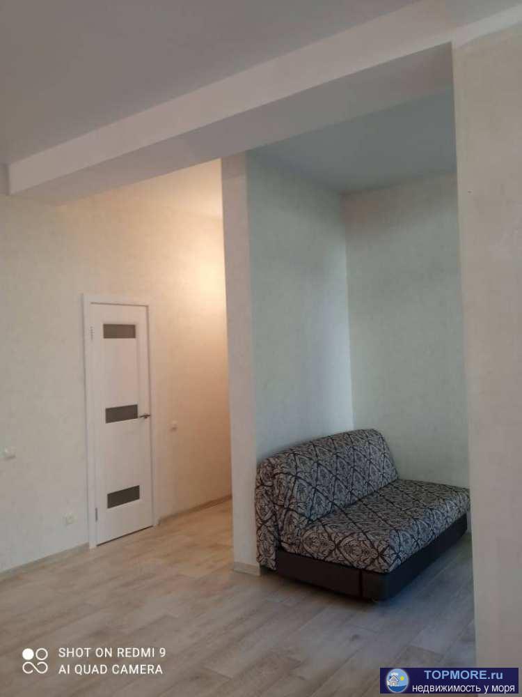 Лот № 150079. Продается 2-комнатная квартира с новым ремонтом. В квартире есть панорамные окна, высокие потолки,... - 1