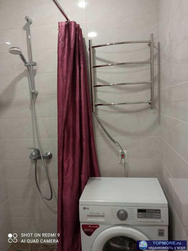 Лот № 150079. Продается 2-комнатная квартира с новым ремонтом. В квартире есть панорамные окна, высокие потолки,... - 2