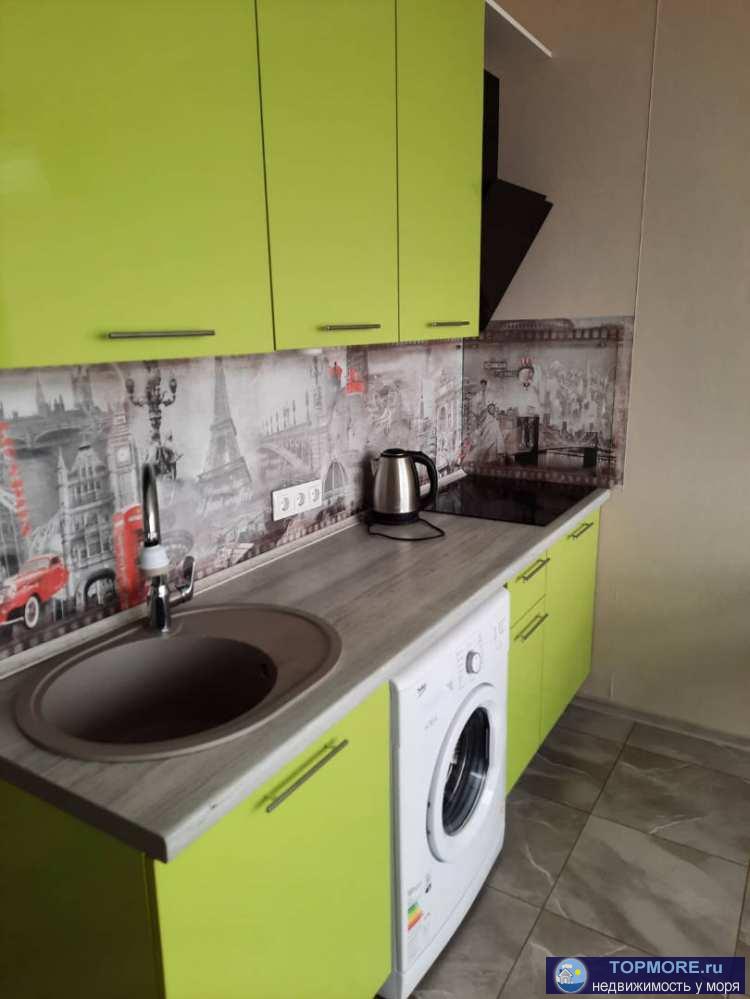 Продаю 1-комнатную квартиру площ. 25,6 кв. м на 3 этаже 8 этажного мон. дома. Статус жилое помещение. Новый ремонт,...