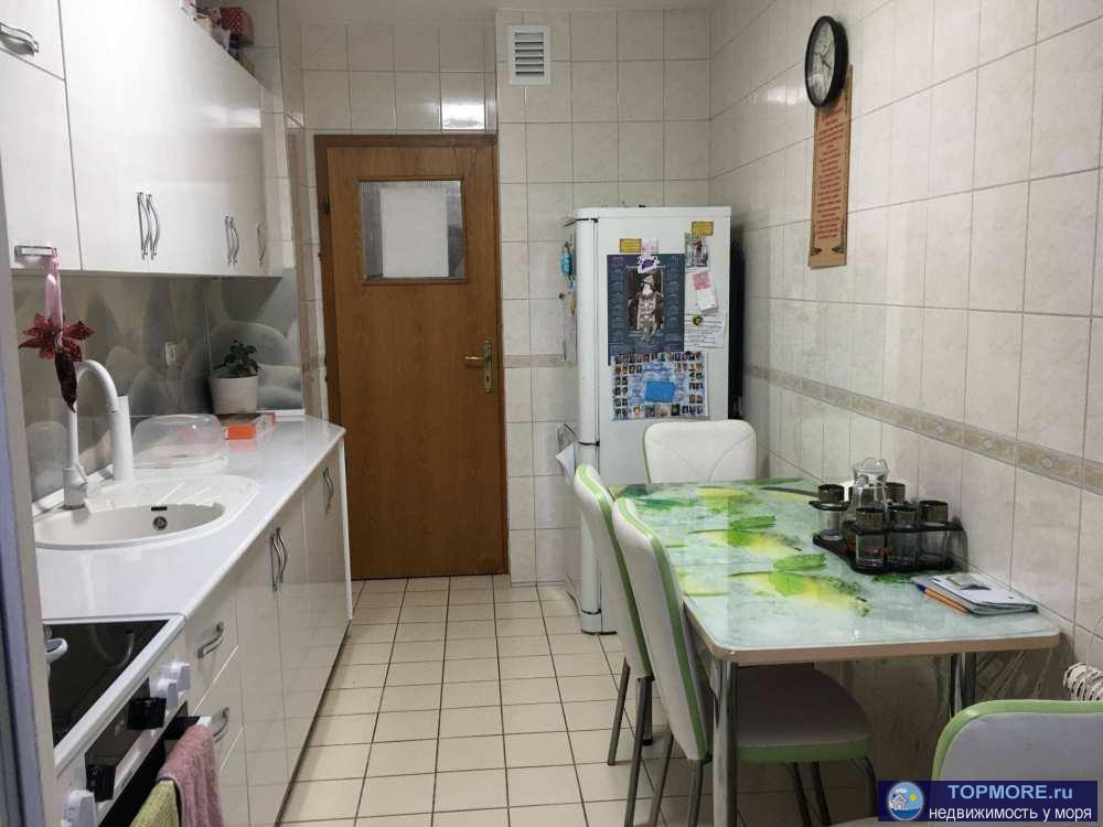 Лот № 150685. Продается видовая 3-х комнатная квартира, 70 кв.м. Потрясающий вид с балконов на море, из всех окон...