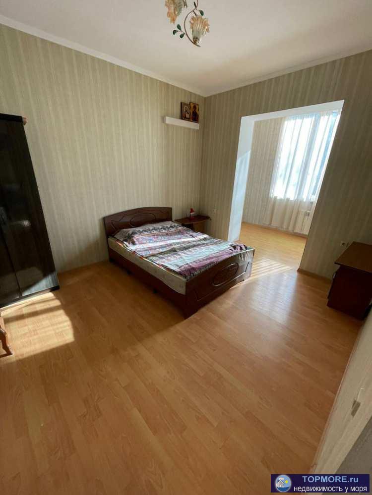 Лот № 151397. Продаю просторную двухкомнатную квартиру в Сочи, Центральный район всего в 5 минутах ходьбы до моря.... - 2