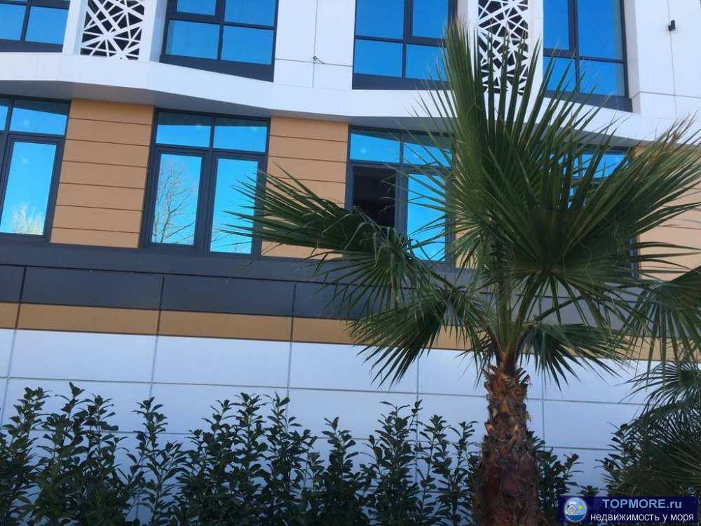 В центральном районе г. Сочи по ул. Макаренко в четырехэтажном доме в современном архитектурном исполнении продаются...