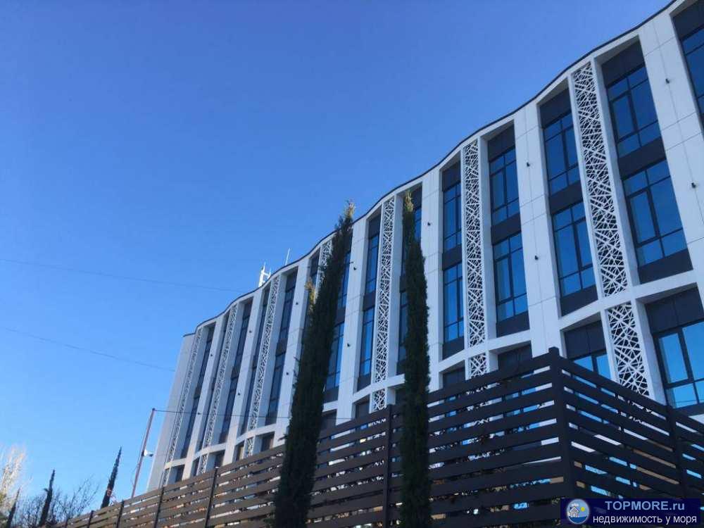 В центральном районе г. Сочи по ул. Макаренко в четырехэтажном доме в современном архитектурном исполнении продаются...