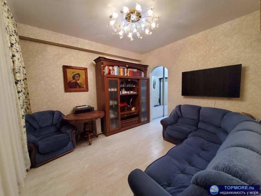 Продается полноценная 1-комнатная квартира в новом монолитном доме жк Белых Акаций   Дом удачно расположен с...