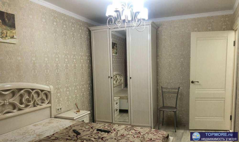 Продаю 1-комнатную квартиру площадью 34 кв. м на 1 этаже 5 этажного панельного дома.Тихий зеленый двор.В пешей... - 1