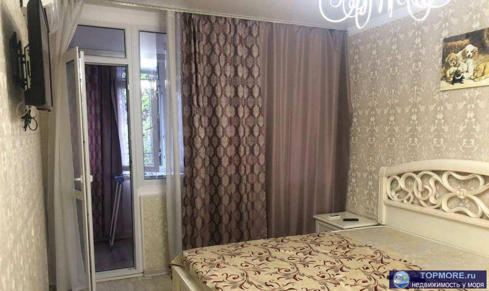 Продаю 1-комнатную квартиру площадью 34 кв. м на 1 этаже 5 этажного панельного дома.Тихий зеленый двор.В пешей... - 2