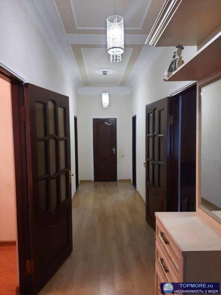 Продается дом в хорошем районе Сочи. Живописное место, вся инфраструктура рядом. До моря 10 минут неспешным шагом.... - 1