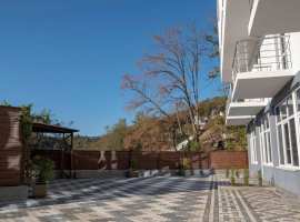 Продаю просторный, трёхэтажный таунхаус с видом на море , который...