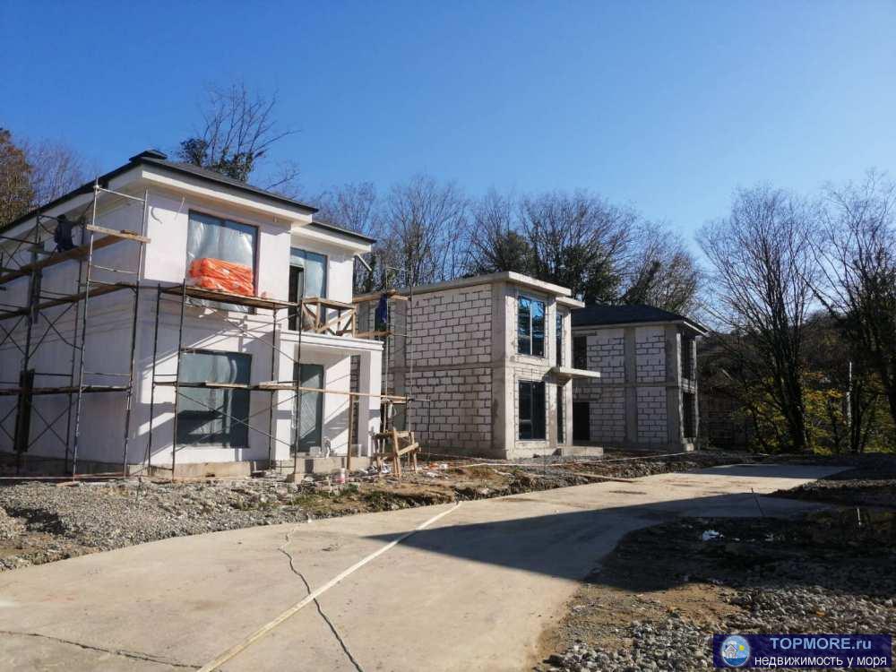 Двухэтажный коттедж 110м2 на участке 3 сотки, в закрытом поселке клубного типа в тихом месте Адлера. Все коммуникации... - 2