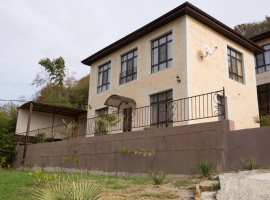 Продаётся от агенства просторный, комфортный жилой двухэтажный...