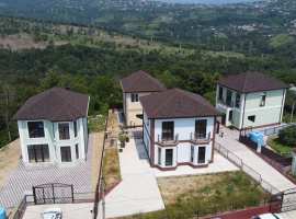 Для тех, кто ценит чистый горный воздух и обожает с утра кофе с...