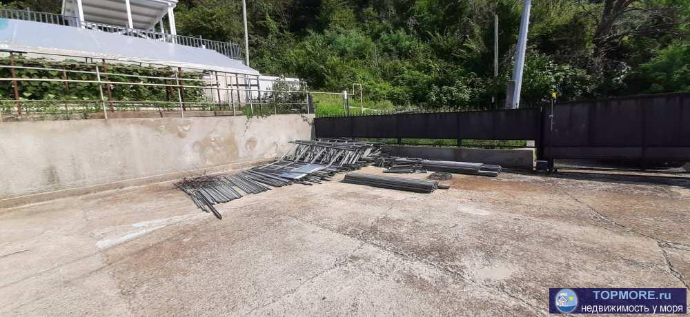 Продаю дом Село Молдовка, 18соток лпх 350 кв можно под гостиницу, рядом аэропорт, Сириус, Красная поляна, два участка... - 1