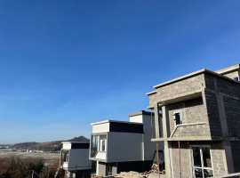 Лот № 146222. кп Панорамный 2 состоит из 4 домов, располагается в...