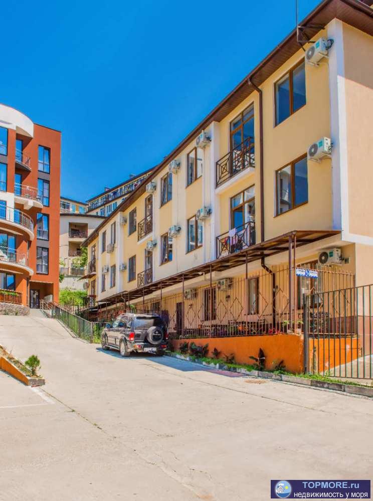 Дом у моря. 3 этажа. Хороший ремонт, мебель и техника остаётся вам. Соседи хорошие люди. Свое паковочное место. До...