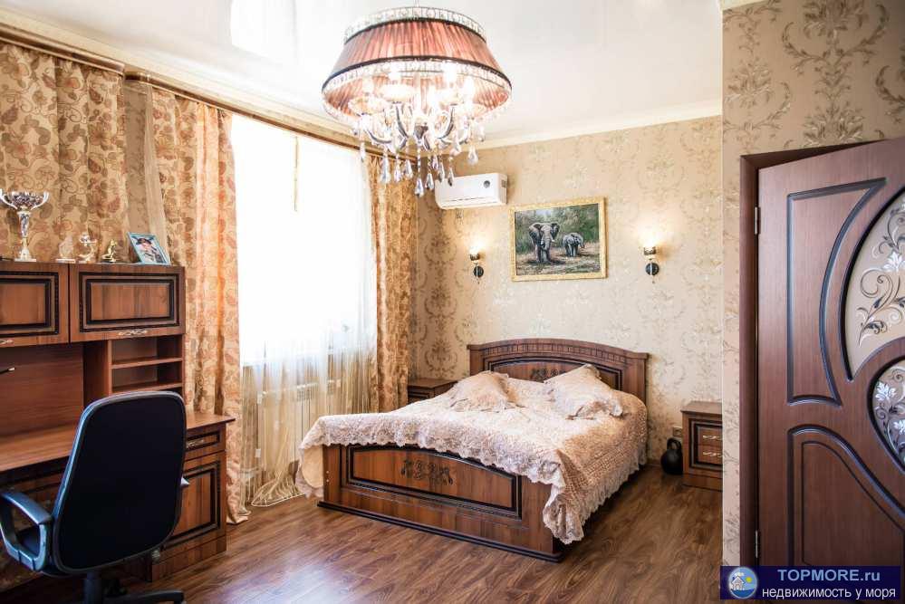 Дом у моря. 3 этажа. Хороший ремонт, мебель и техника остаётся вам. Соседи хорошие люди. Свое паковочное место. До... - 1