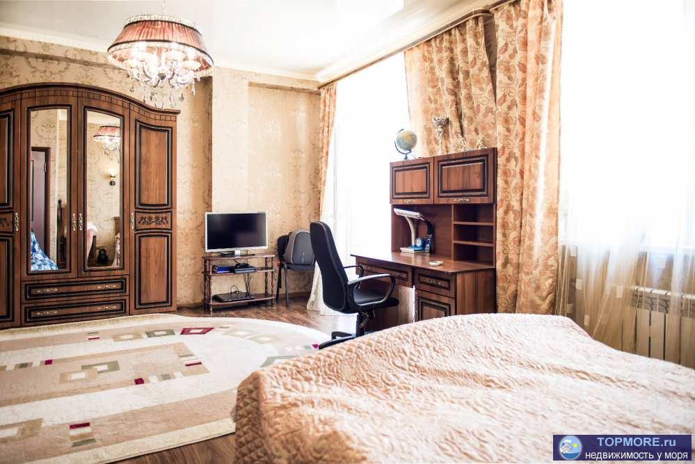 Дом у моря. 3 этажа. Хороший ремонт, мебель и техника остаётся вам. Соседи хорошие люди. Свое паковочное место. До... - 2