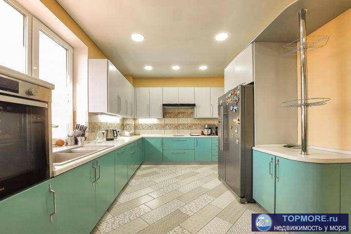 Дом строился не на продажу, а для себя. Поэтому материал стен - экологически чистый, тёплый и дышащий ракушечник 40см... - 1