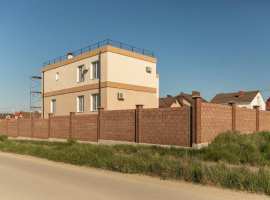 Дом строился не на продажу, а для себя. Поэтому материал стен -...