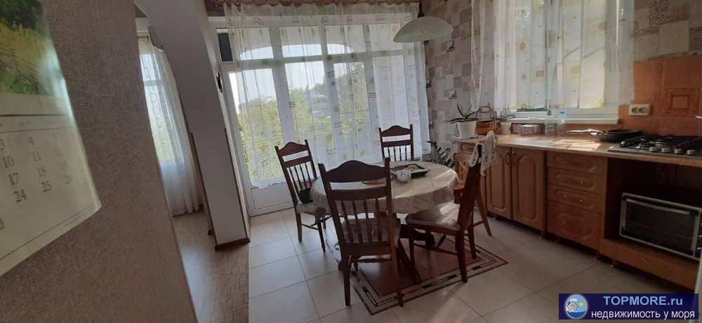 Жилой дом 2006 года постройки в Центральном районе г. Сочи у моря общей площадью 480 кв.м. на земельном участке 650... - 1