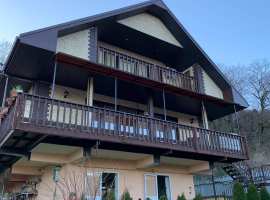 В живописном месте с видом на море . Адрес, прописка есть, свет 15...