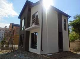 Продаю дом, в тихом месте в горах, далеко от городской суеты. Рядом...