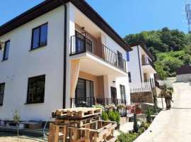 Продам дом.Вся необходимая инфраструктура в доступности, до моря 6...