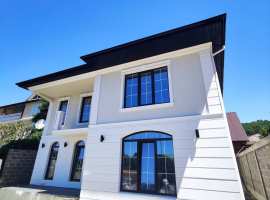 Продам шикарный дом в классическом стиле с видом на море и на...