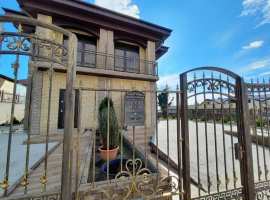  Район:  Адлер, Черешня Площадь (м²): 100 Этажность:  2 Кол-во...